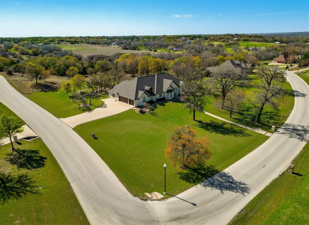 221 Arapahoe Ridge Weatherford, TX 76087 - Photo 4 of 36