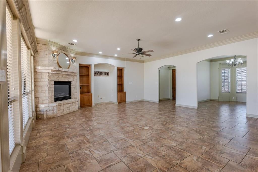 221 Arapahoe Ridge Weatherford, TX 76087 - Photo 8 of 36