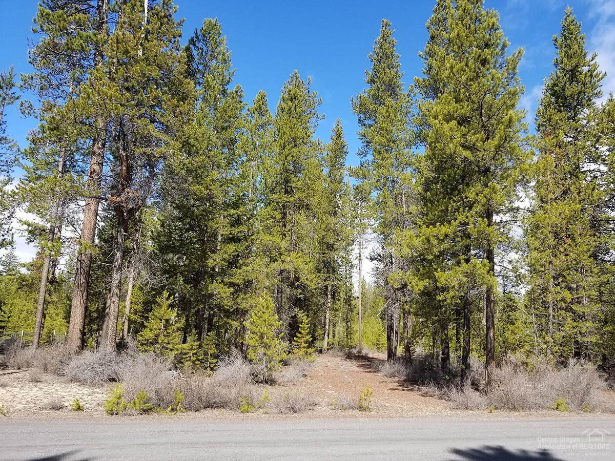 1800 Bills Road Gilchrist, OR 97737 - Photo 2 of 8 Gallery Image 2