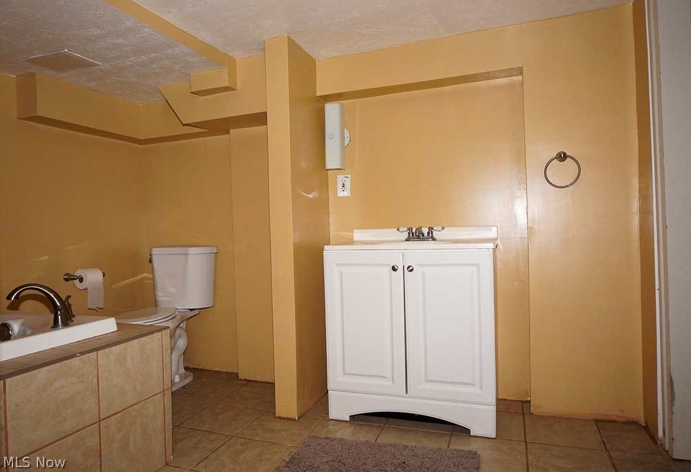 1669 Maple Road Cleveland Heights, OH 44121 - Photo 24 of 32