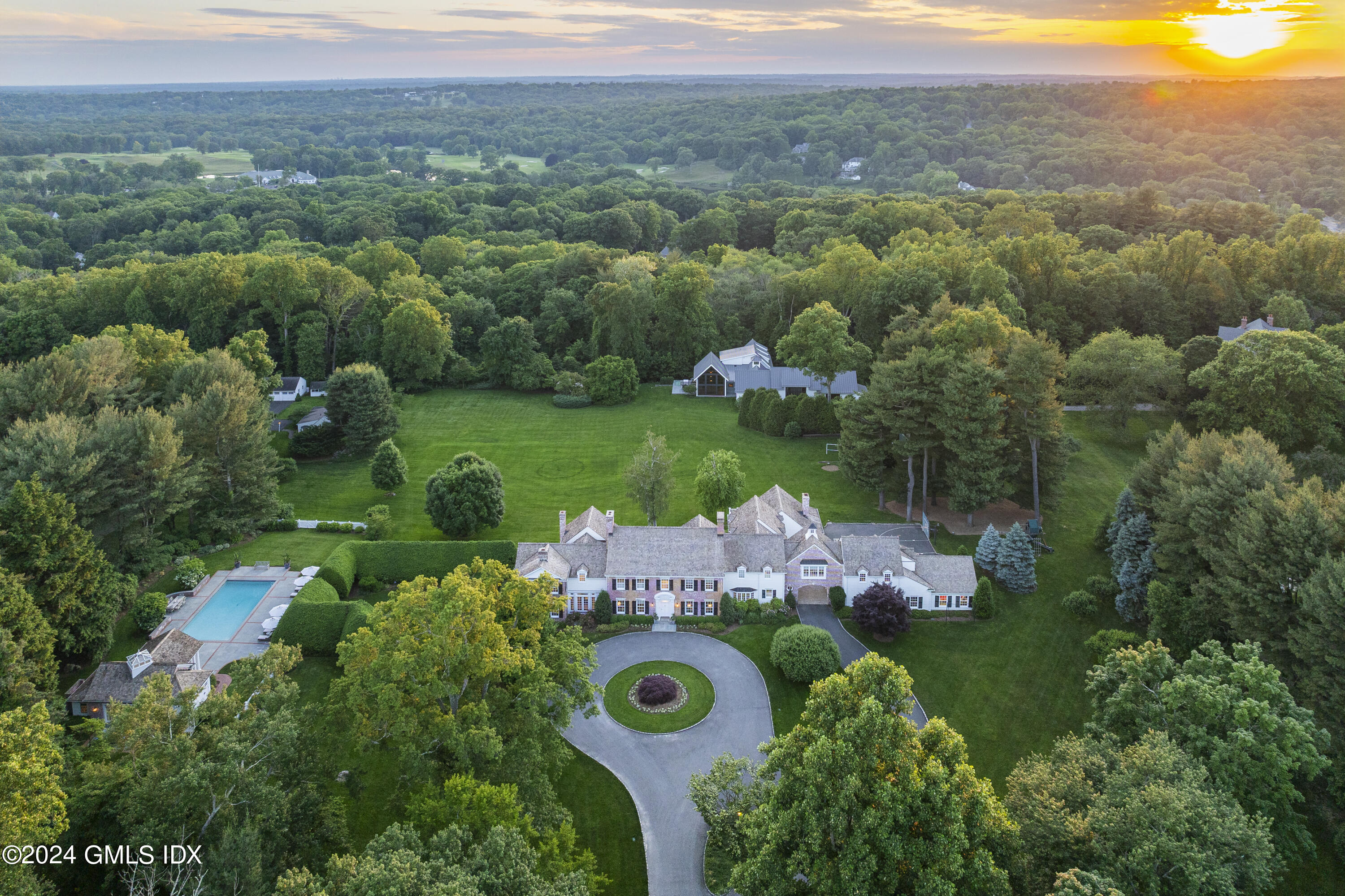 865 Hollow Tree Ridge Road Darien, CT 06820 - Photo 1 of 37 an aerial view of multiple house
