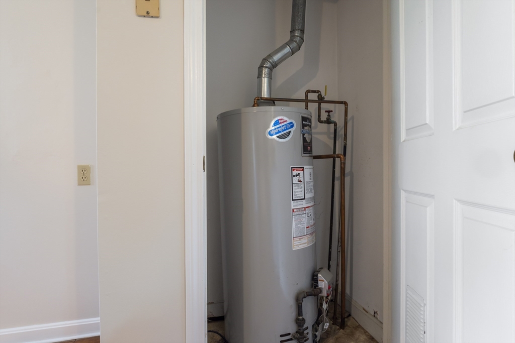 191-193 South Street, Unit 1 Hingham, MA 02043 - Photo 14 of 23 a view of storage room