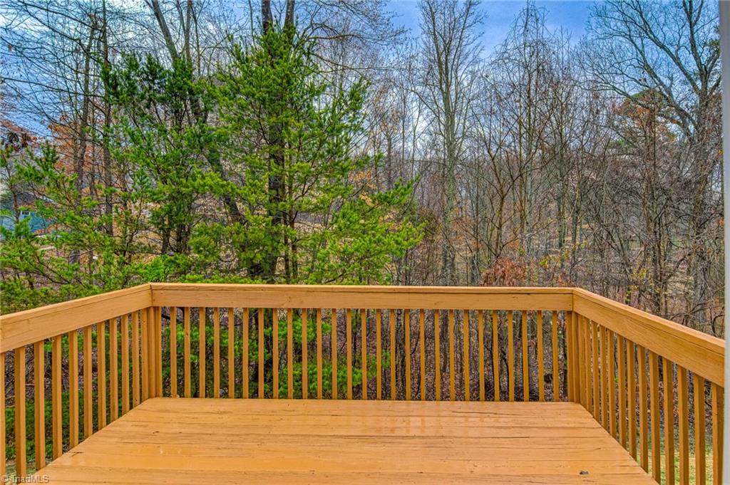 706 Number Ten Way Oak Ridge, NC 27310 - Photo 18 of 34