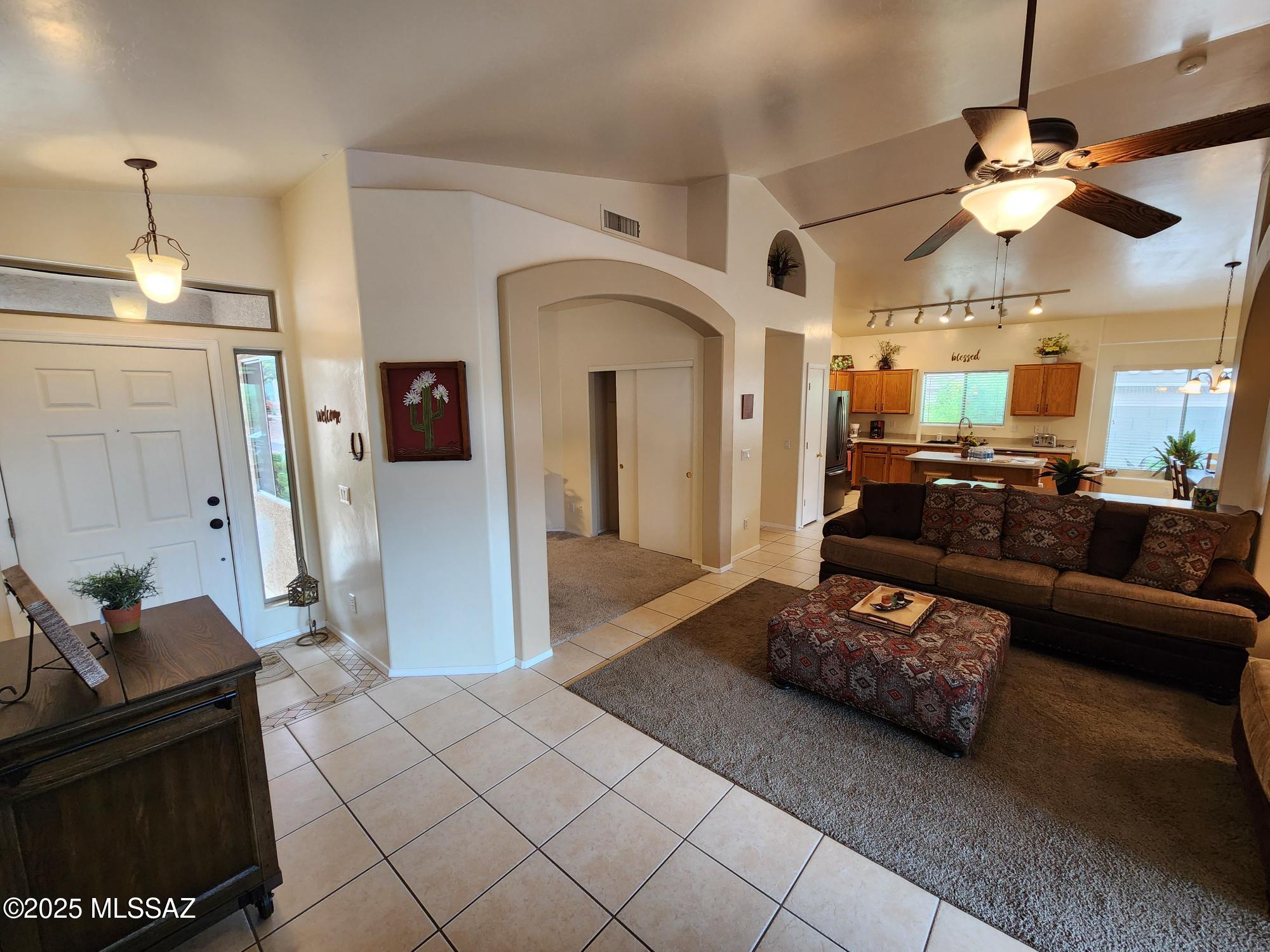 60464 East Black Crest Loop Tucson, AZ 85739 - Photo 3 of 33