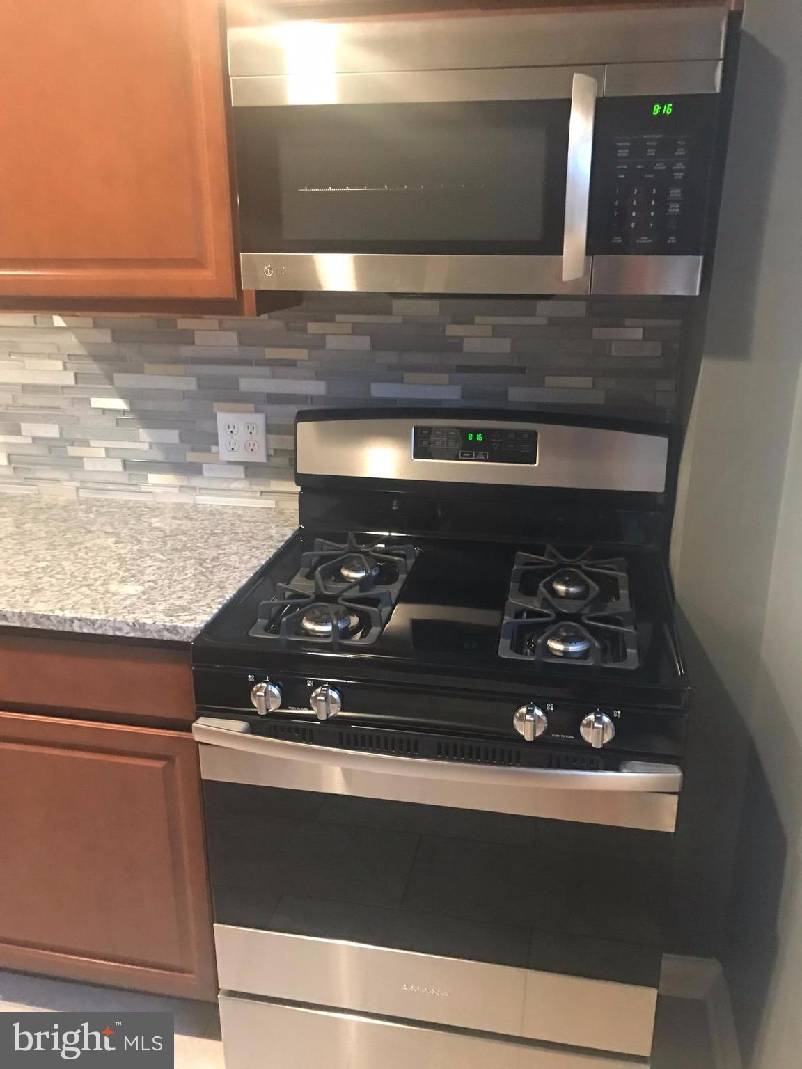 928 Coleridge Road Baltimore, MD 21229 - Photo 6 of 30 Kitchen