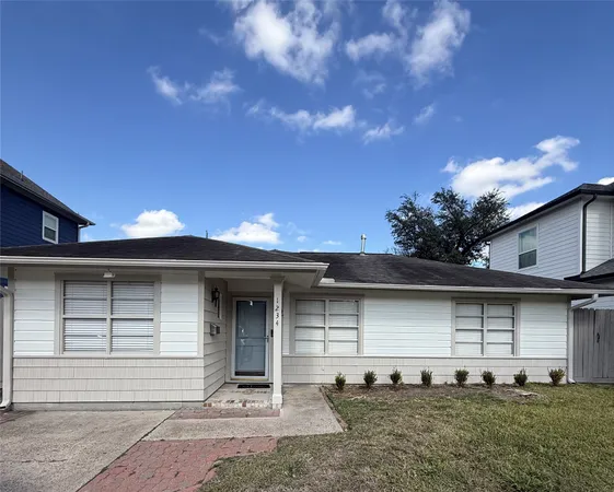 $2,350 | 1234 Gardenia Drive, Houston, TX 77018