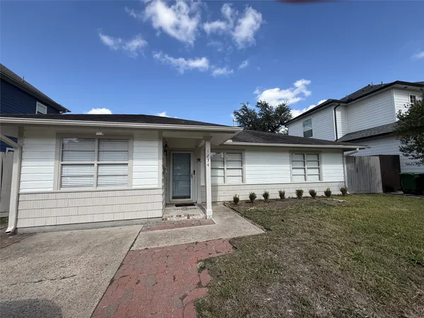 $2,350 | 1234 Gardenia Drive, Houston, TX 77018