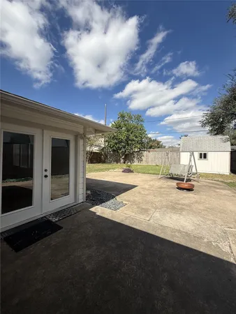 $2,350 | 1234 Gardenia Drive, Houston, TX 77018