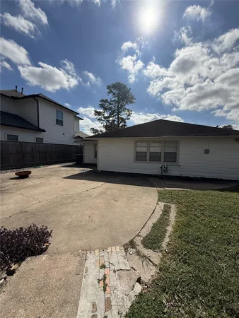 $2,350 | 1234 Gardenia Drive, Houston, TX 77018