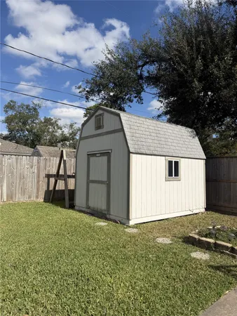 $2,350 | 1234 Gardenia Drive, Houston, TX 77018