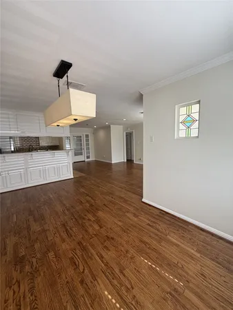 $2,350 | 1234 Gardenia Drive, Houston, TX 77018