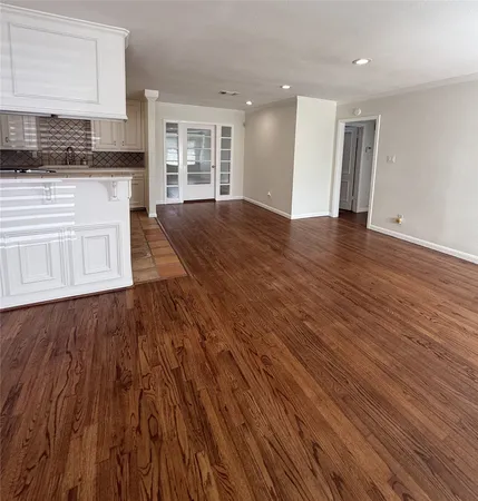 $2,350 | 1234 Gardenia Drive, Houston, TX 77018