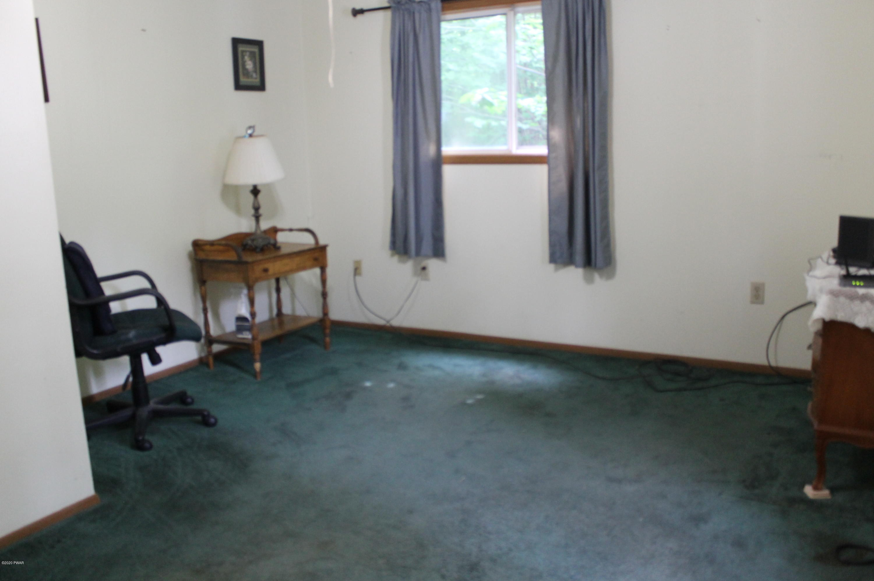 242 Lake Road Lake Ariel, PA 18436 - Photo 8 of 23 bedrm