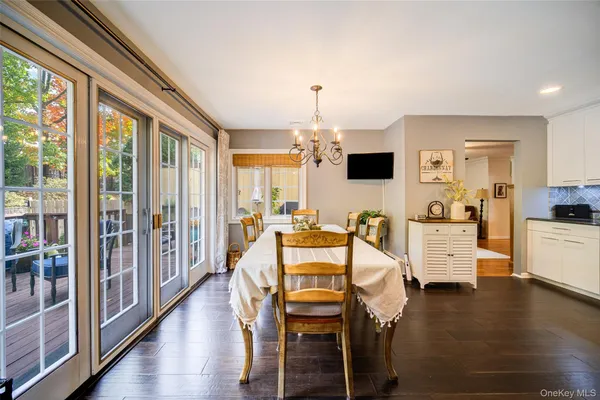 $629,000 | 16 Arapaho Court, Suffern, NY 10901