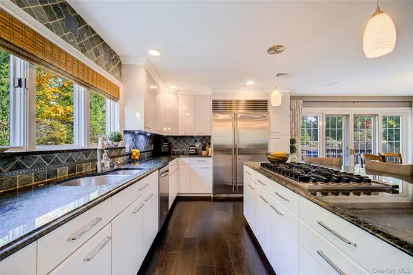 $629,000 | 16 Arapaho Court, Suffern, NY 10901