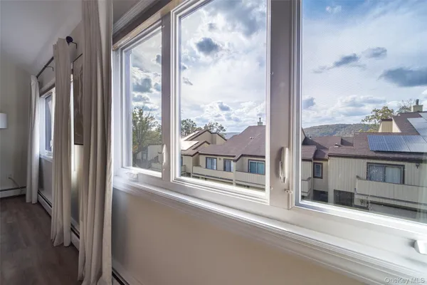 $629,000 | 16 Arapaho Court, Suffern, NY 10901