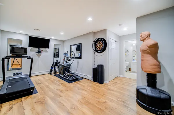 $629,000 | 16 Arapaho Court, Suffern, NY 10901