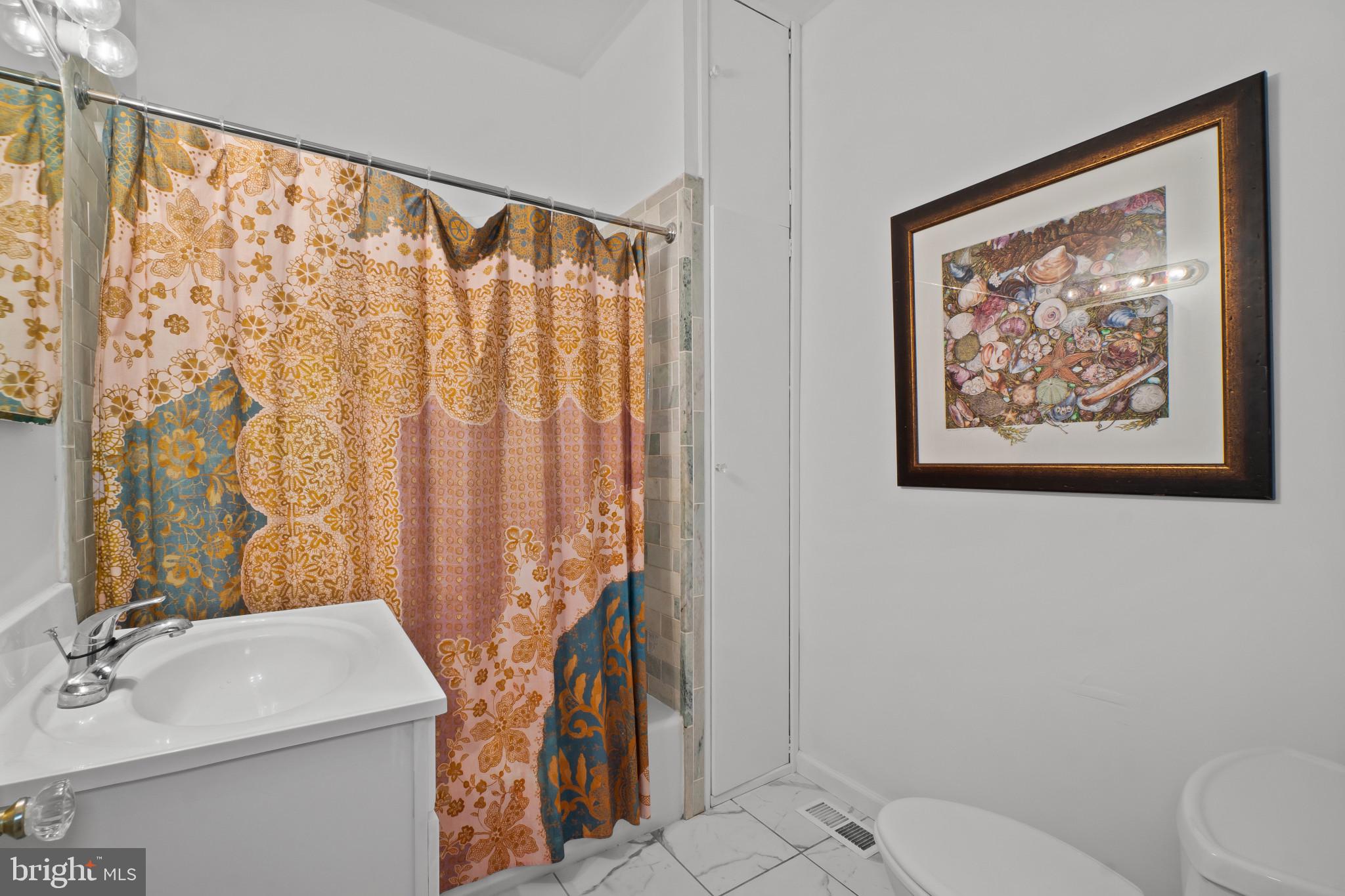 332 Riverside Drive Pasadena, MD 21122 - Photo 20 of 55 Full Bath (Main Level)