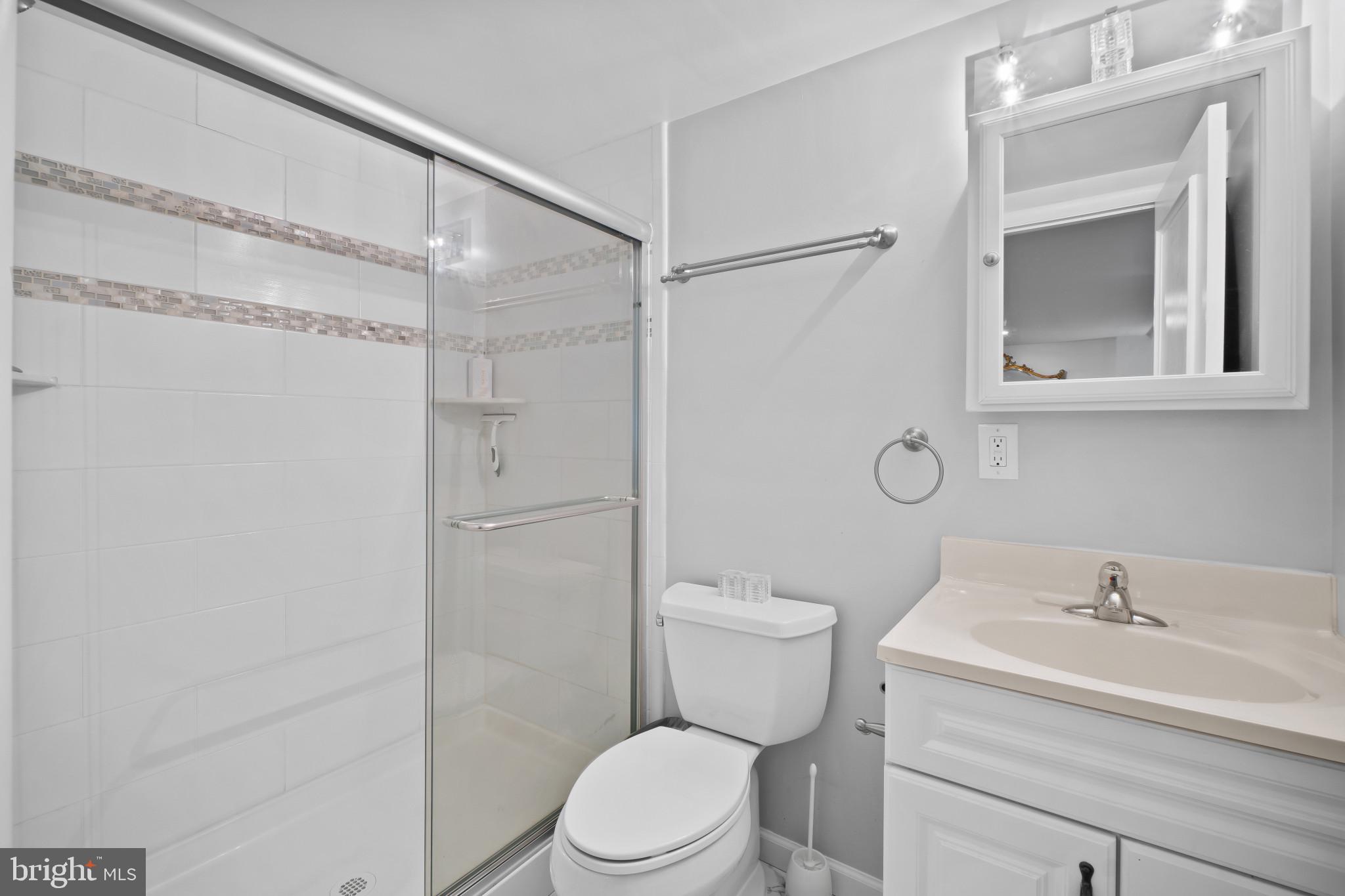 332 Riverside Drive Pasadena, MD 21122 - Photo 28 of 55 Full Bath (Lower Level)