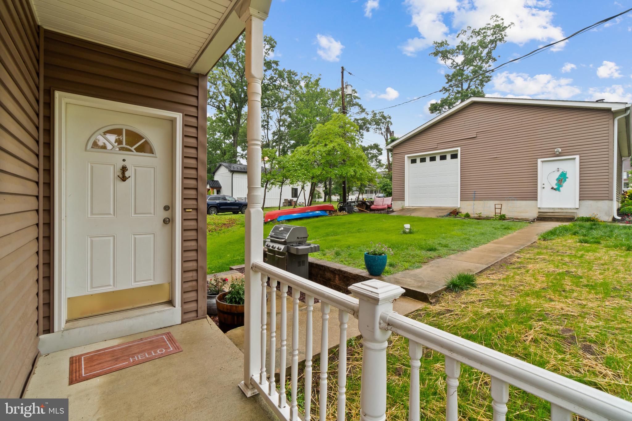 332 Riverside Drive Pasadena, MD 21122 - Photo 7 of 55 Front Entry