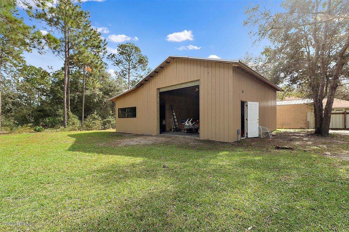 96396 Chester Road Yulee, FL 32097 - Photo 23 of 32 23-Garage