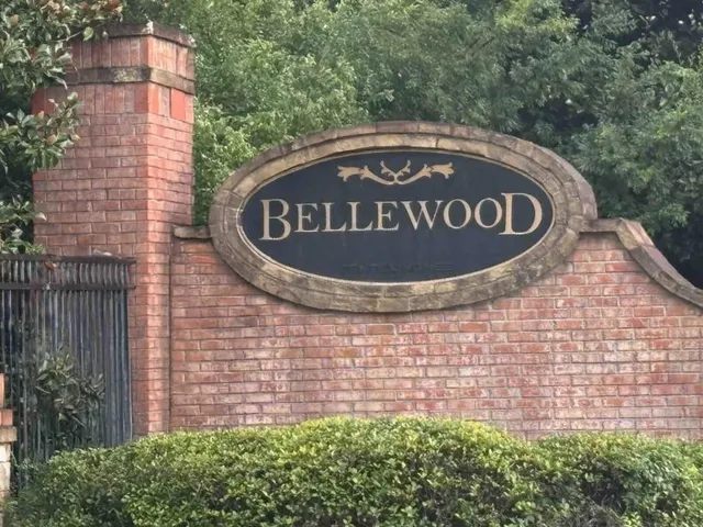 a view of a sign board