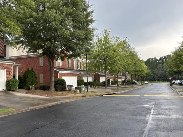 $350,000 | 6222 Bellecliff Run, Tucker, GA 30084