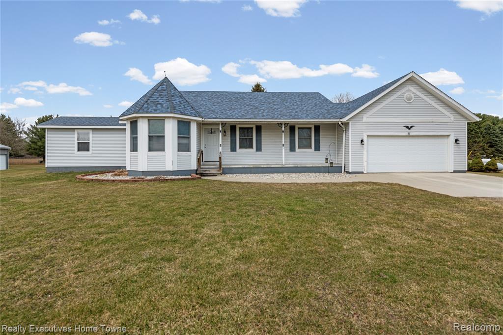 12060 Speaker Road Yale, MI 48097 - Photo 1 of 29
