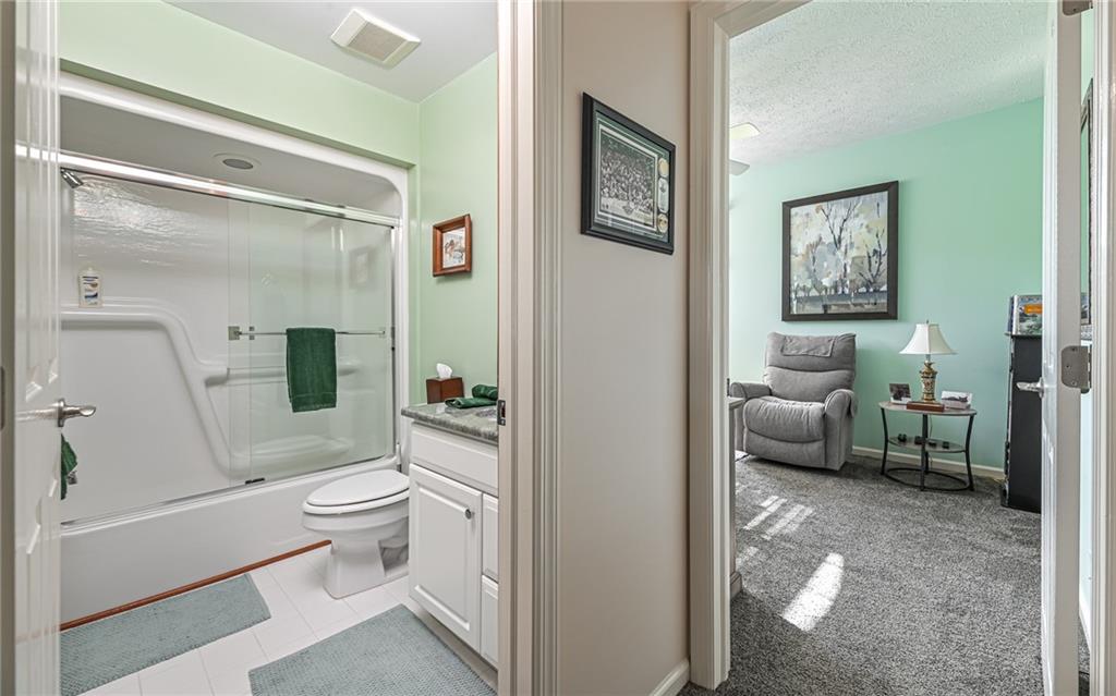 208 Adams Pointe Boulevard, Unit 6 Mars, PA 16046 - Photo 13 of 18