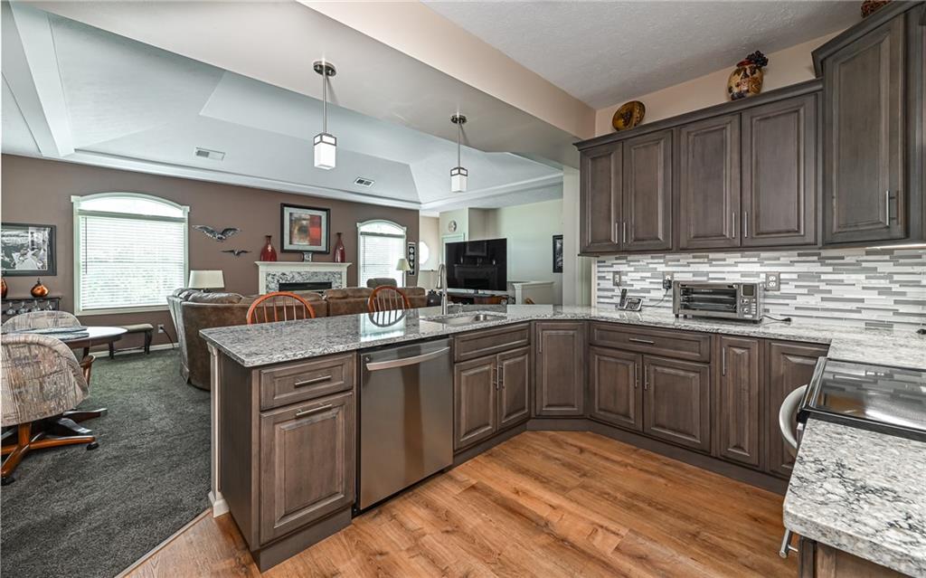 208 Adams Pointe Boulevard, Unit 6 Mars, PA 16046 - Photo 8 of 18