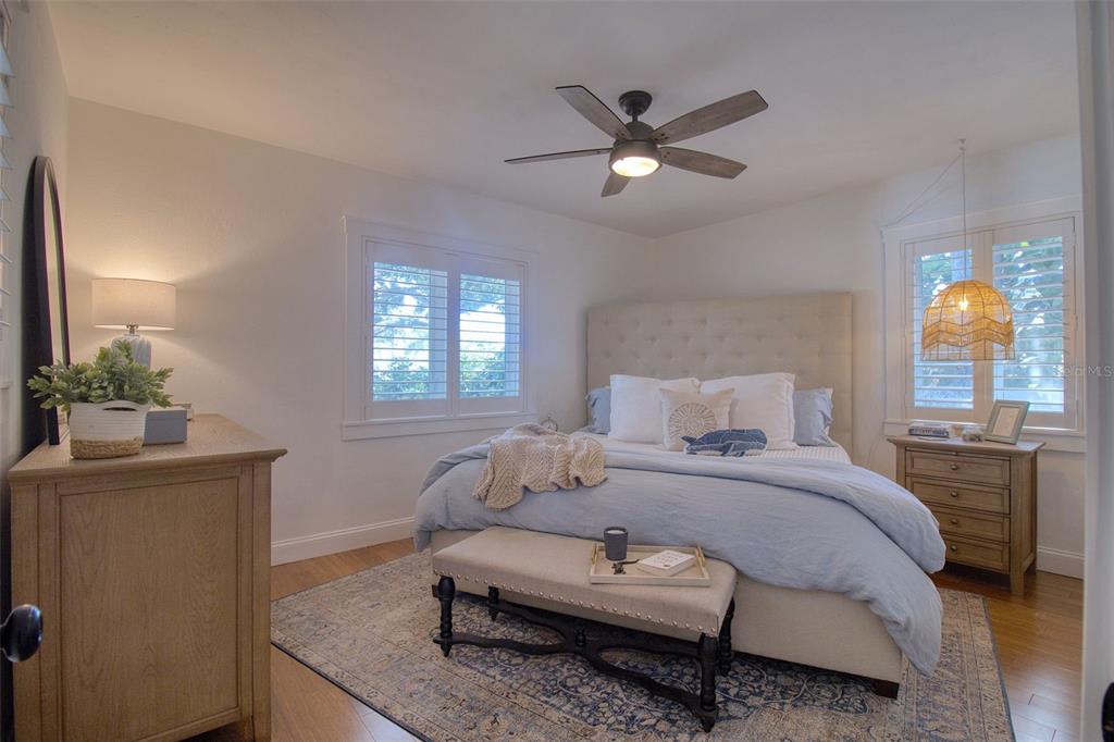 128 Edgewater Terrace Dunedin, FL 34698 - Photo 9 of 59