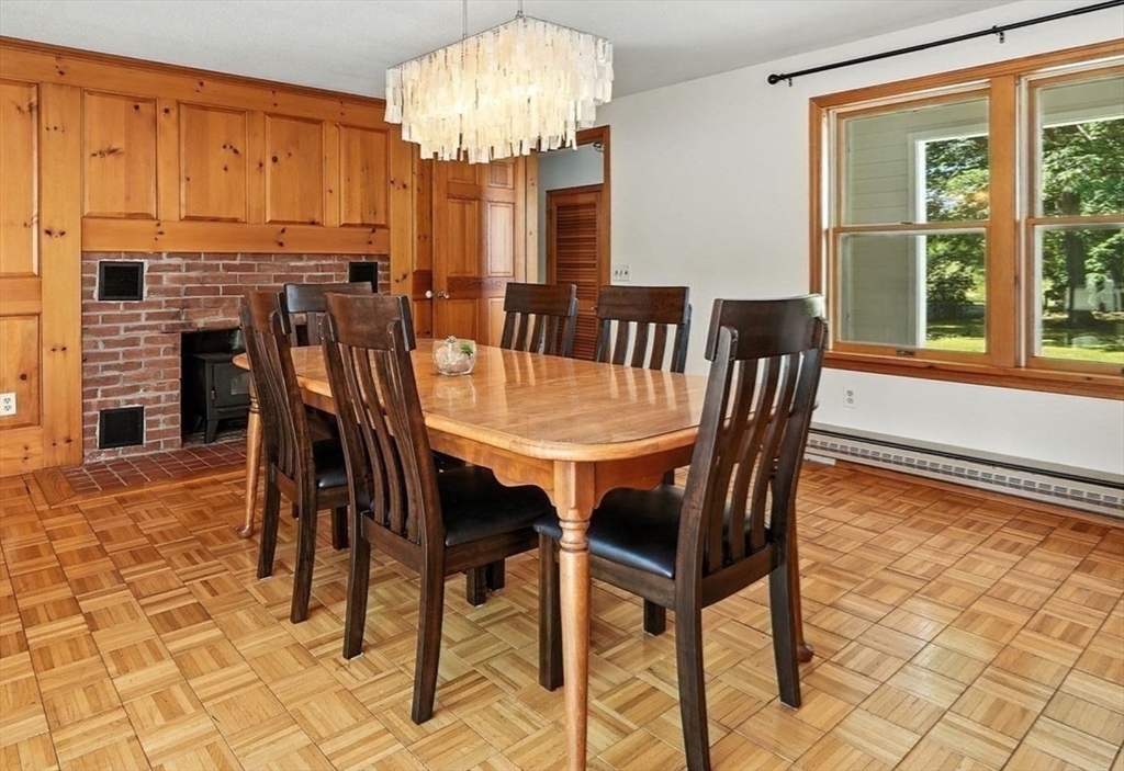 178 West Pomeroy Lane Amherst, MA 01002 - Photo 5 of 38