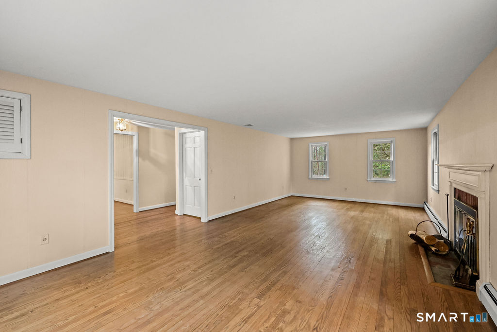 16 Richard Road Simsbury, CT 06070 - Photo 12 of 40