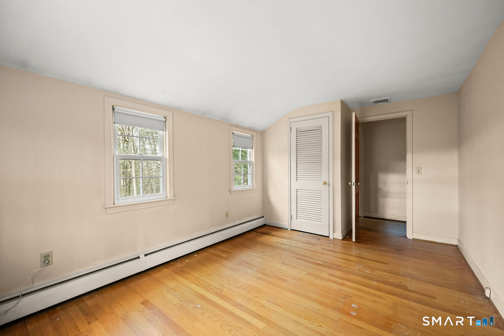 16 Richard Road Simsbury, CT 06070 - Photo 31 of 40