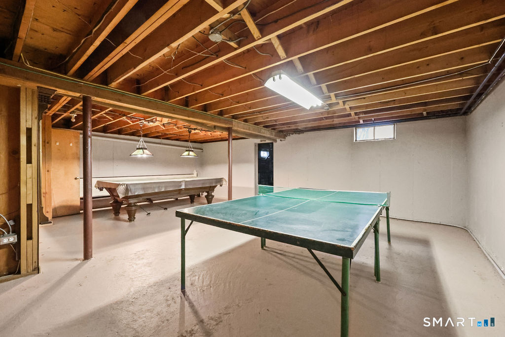 16 Richard Road Simsbury, CT 06070 - Photo 33 of 40