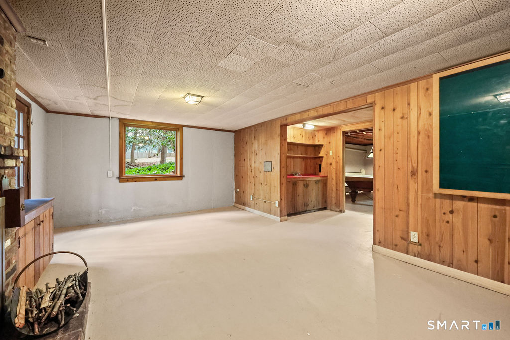 16 Richard Road Simsbury, CT 06070 - Photo 35 of 40