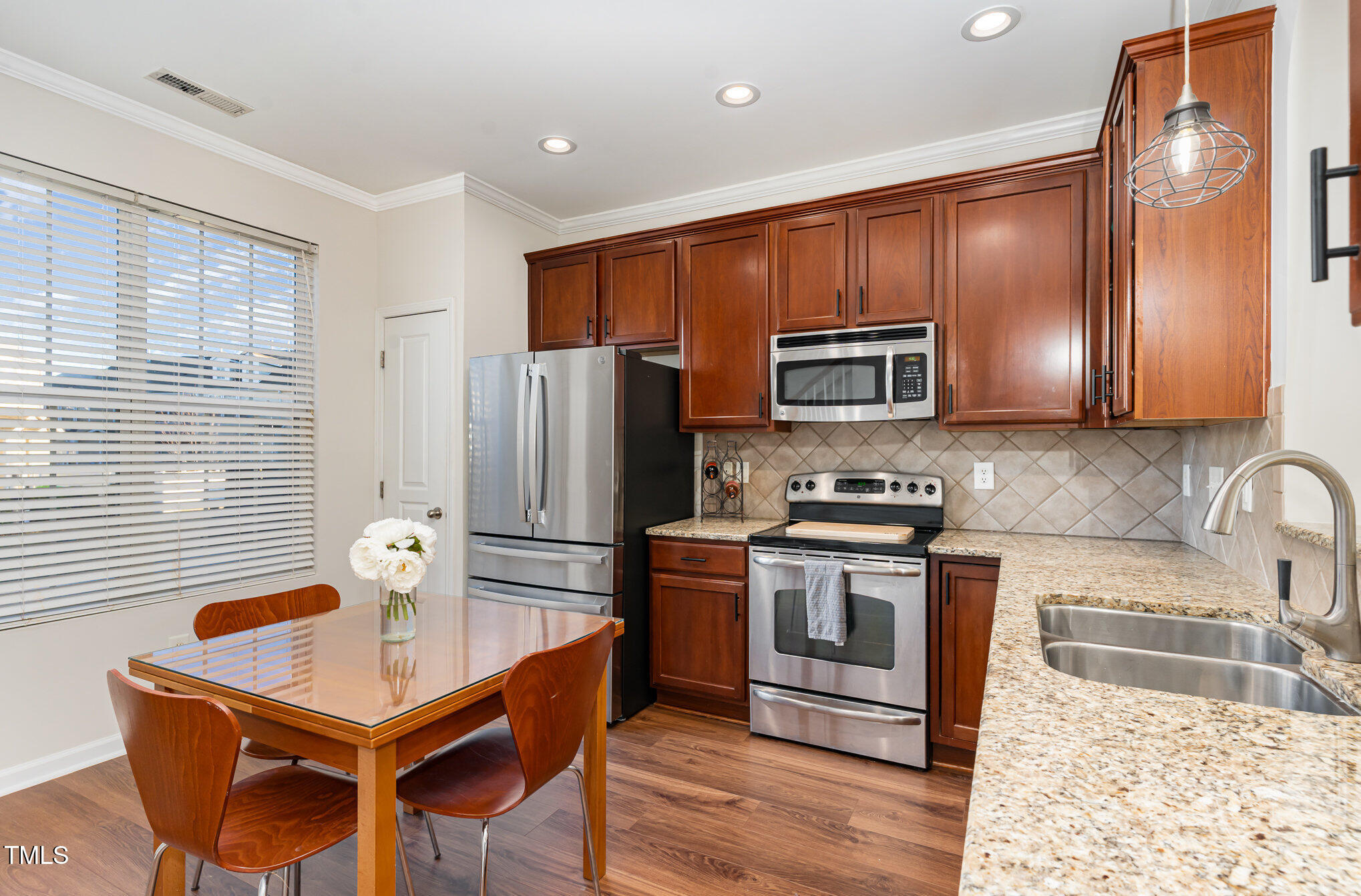709 Bryant Street Raleigh, NC 27603 - Photo 10 of 26 010_dsc00023-edit_555