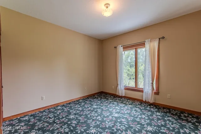 $499,000 | 3554 Shades Bridge Road, Greenfield, TN 38230