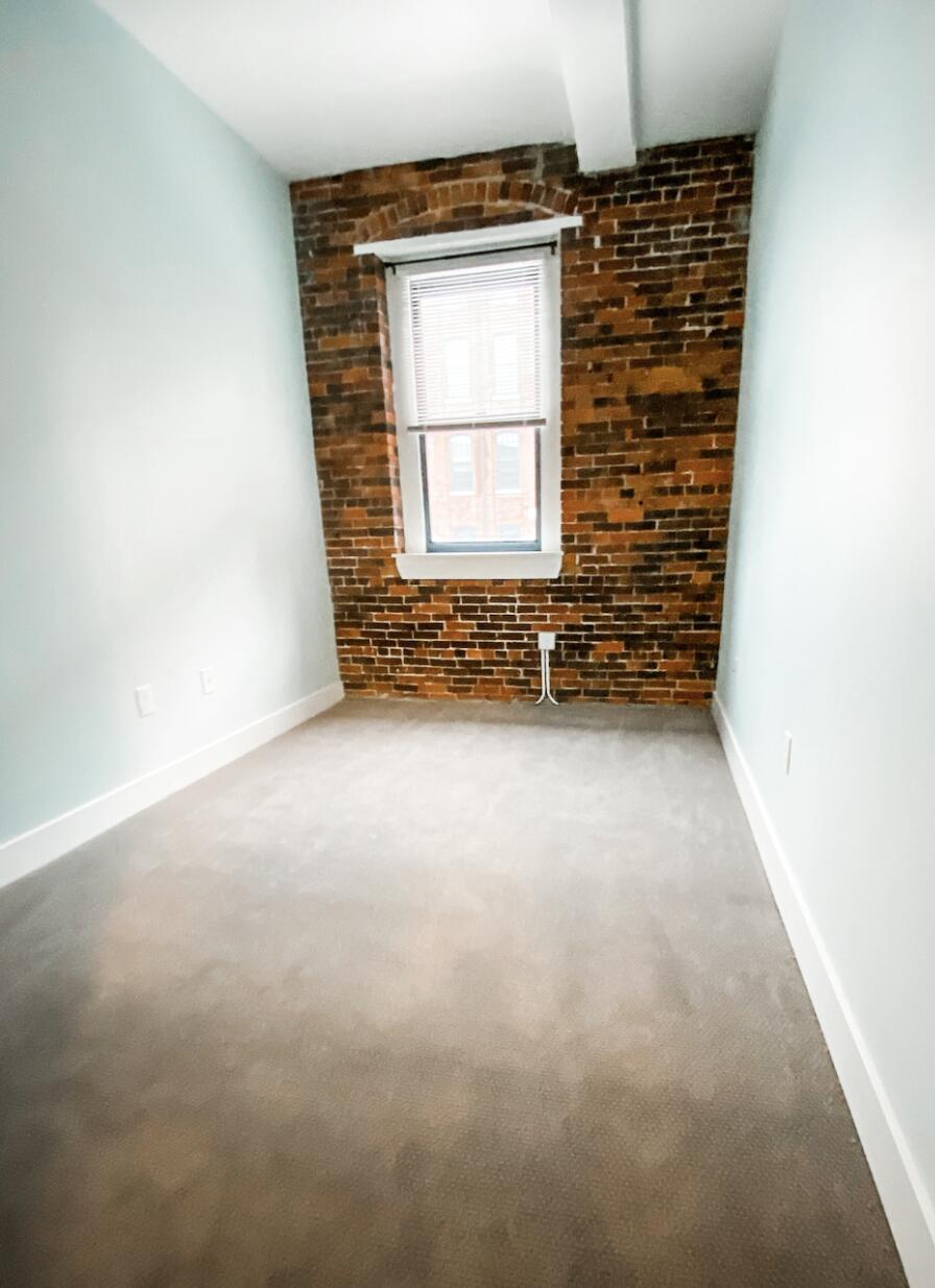 110 Main Street, Unit 131 Saco, ME 04072 - Photo 9 of 11 Screen Shot 2022-01-10 at 10.52.23 AM