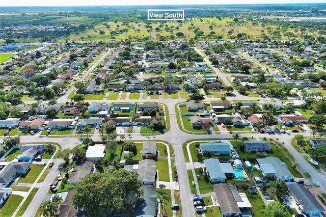 $1,300 | Meadow Wood Manor, Homestead, FL 33032