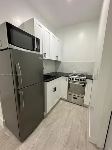 $1,300 | Meadow Wood Manor, Homestead, FL 33032