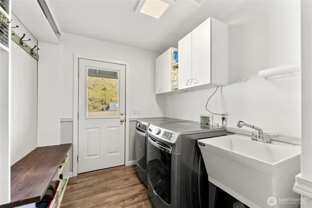 $749,000 | 2081 Highway 153, Carlton, WA 98814