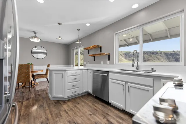 $749,000 | 2081 Highway 153, Carlton, WA 98814