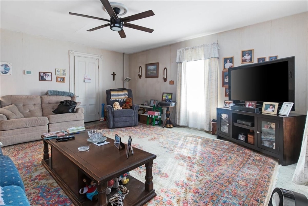 25 Riverside Square Boston, MA 02136 - Photo 11 of 42