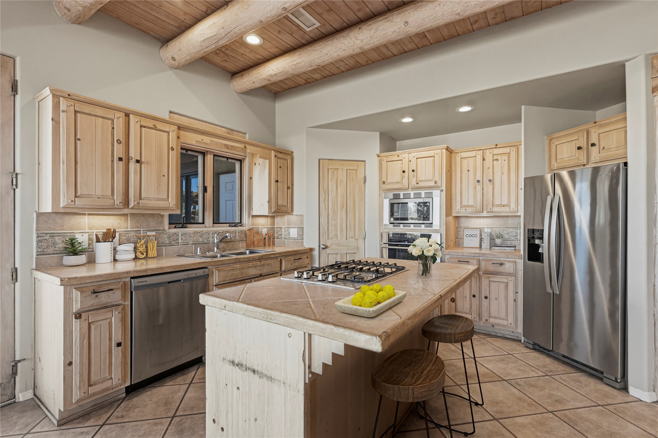 51 Rito Guicu Santa Fe, NM 87507 - Photo 8 of 62