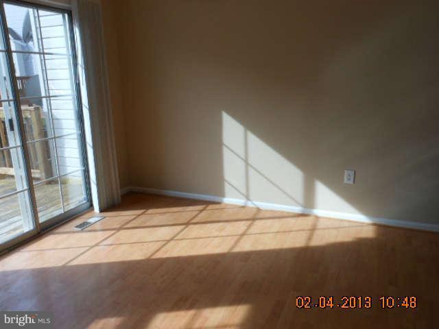 9205 McCarty Road Lorton, VA 22079 - Photo 3 of 8 Dining Room