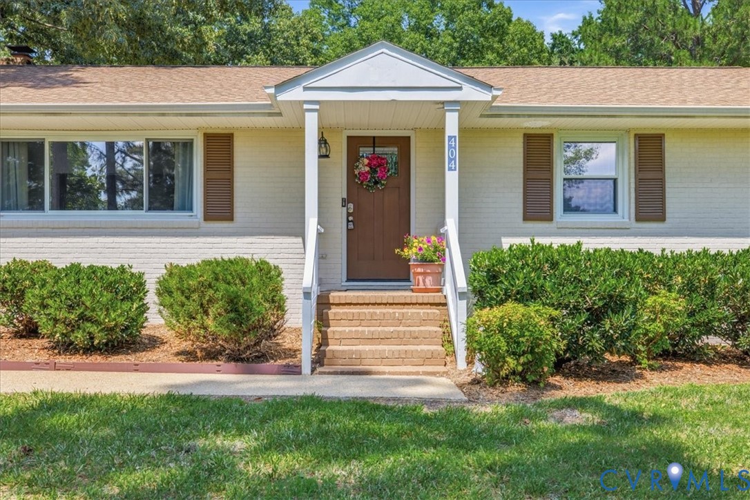 404 Bermuda Hundred Road Chester, VA 23836 - Photo 4 of 37