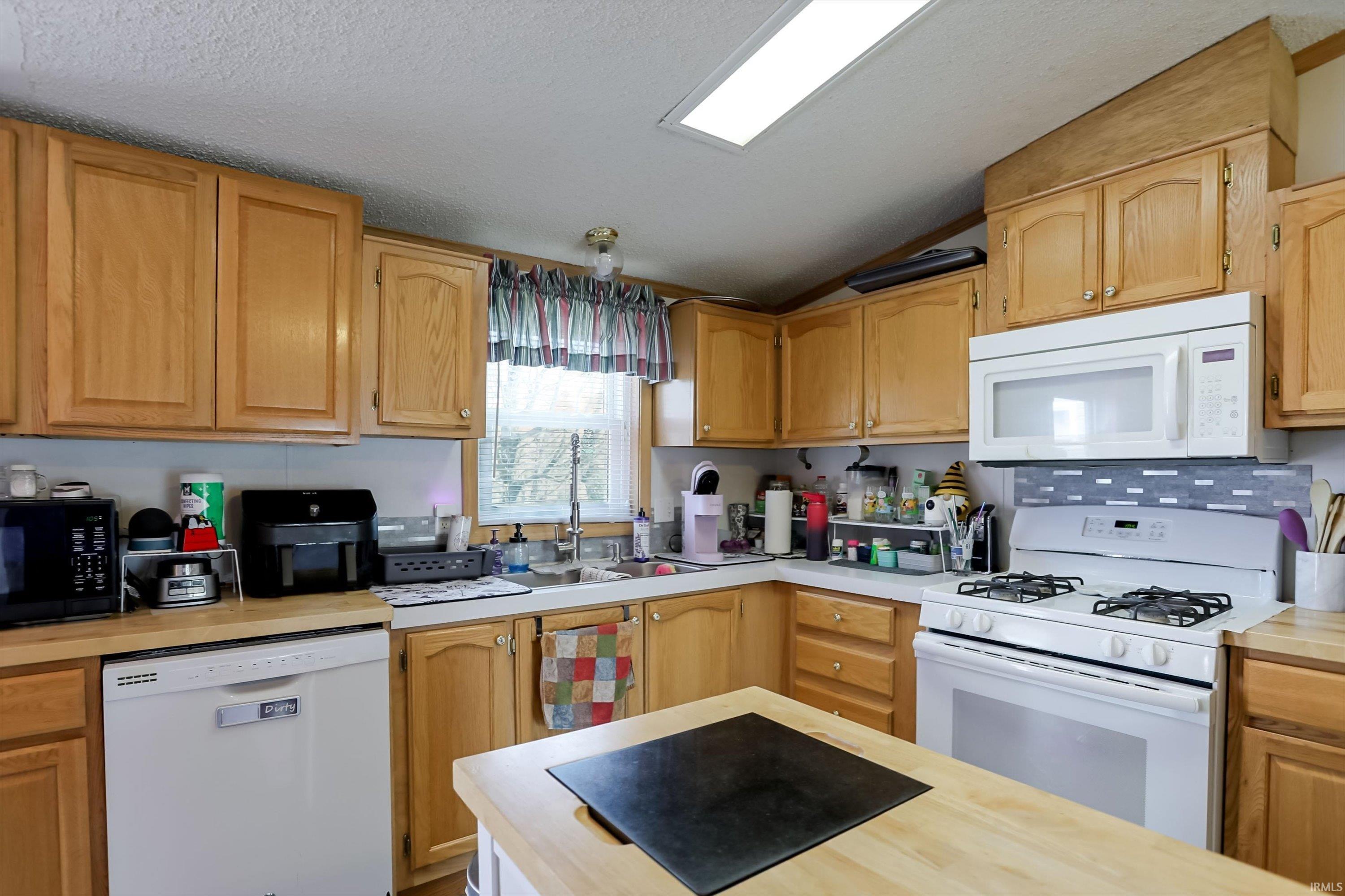 4108 Red Rock Road Bloomington, IN 47403 - Photo 6 of 31