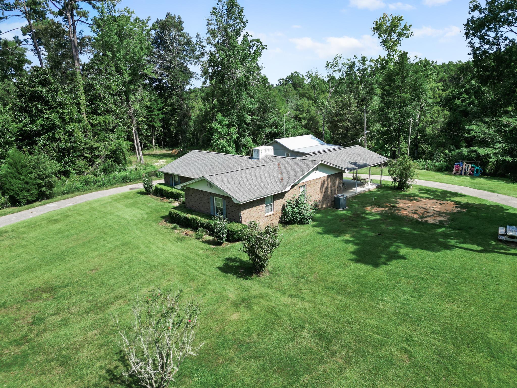 8372 Northwest River Road Bristol, FL 32321 - Photo 11 of 35