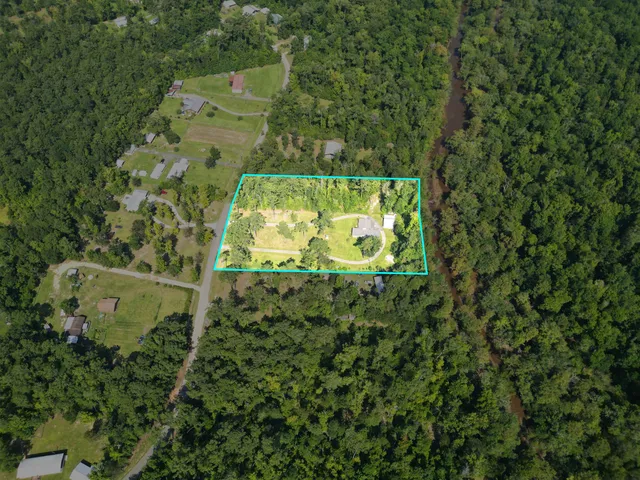 $295,000 | 8372 Northwest River Road, Bristol, FL 32321